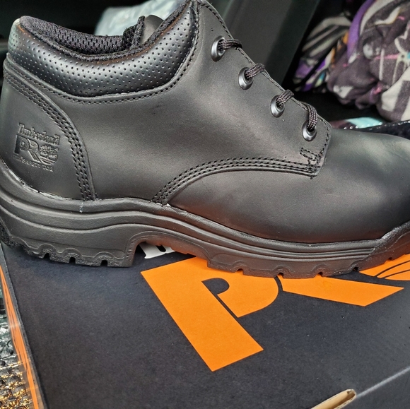 Men's Waterproof Timberland boots - Picture 3 of 5